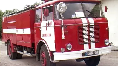 Пожарникари помогнаха на жена, блокирана на тераса в Силистра