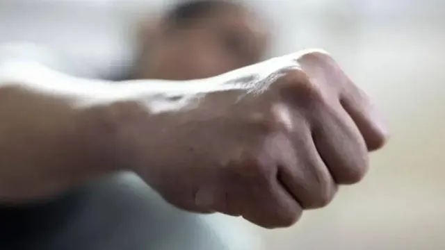 Задържаха мъж в Сливница след побой и заплахи над жена