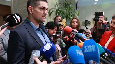 Радостин Василев: Може да управляваме с "Възраждане", ПП-ДБ и ПБ