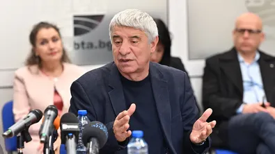 Проф. Пламен Павлов: 20 април може да бъде националният празник на България