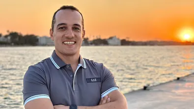 Бившият кандидат за народен представител Красимир Труфев остава в ареста за блудство с дете