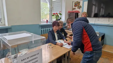 Десетки членове на СИК в Хасково не са се явили на работа