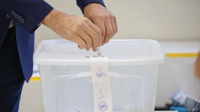 В две секции в Ловеч е преустановено гласуването с машини