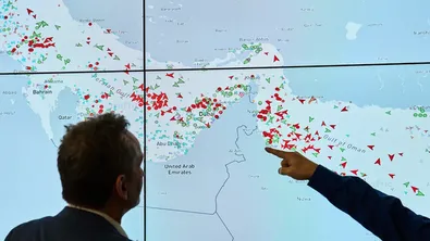 Ормузкият проток е затворен, застой в преговорите между САЩ и Иран