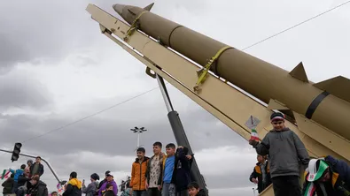 Иран твърди, че произвежда ракетни установки по-бързо отпреди