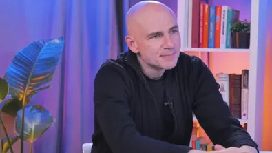 Петър Чолаков: Кресливият евроскептицизъм загуби, Радев не е антиевропейски