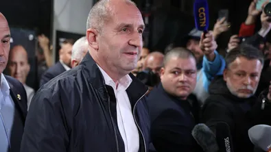 Готова ли е коалицията на Румен Радев за самостоятелно управление?