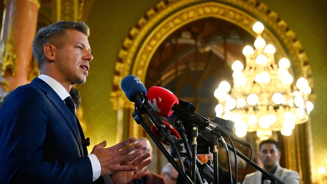 Петер Мадяр: Очакваме оставките на марионетките на Орбан