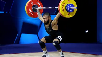 Ангел Русев влезе в историята на българските щанги