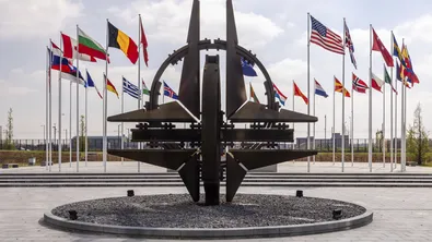 НАТО обвини Русия и Китай в нарушения на ядрена политика