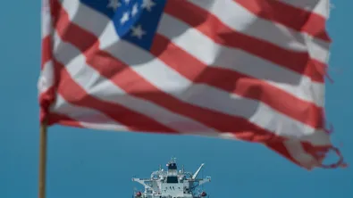 САЩ са прехванали поне 3 танкера под ирански флаг в Азия