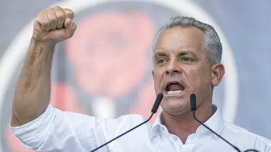 Молдовски олигарх осъден на 19 години за банкова измама за милиарди