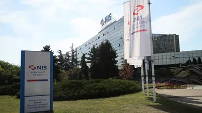 Унгарската петролна компания МОЛ ще запази сръбската рафинерия в дългосрочен план