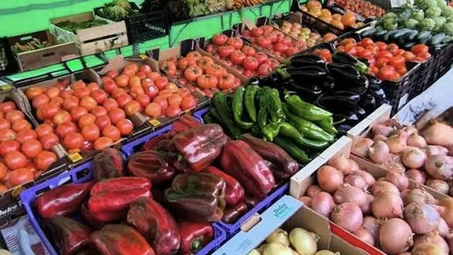 Цените през април: тихото поскъпване притиска домакинствата