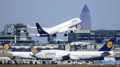 Ранени пътници при аварийна евакуация на летището в Ню Делхи