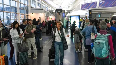 Нискотарифни авиокомпании отменят полети заради скъпо гориво