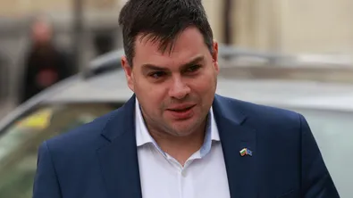 Зам.-кметът Виктор Чаушев към „Спаси София“: Софиянци не чакат обещания, а автобус