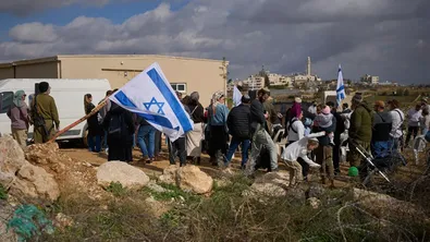 Израел: Двама наши войници са ранени при нощни операции на Западния бряг