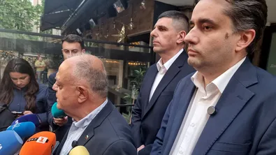 Официално: ПП и ДБ се регистрират като две парламентарни групи