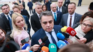 Асен Василев: Не смятам, че разцеплението с Демократична България е грешка