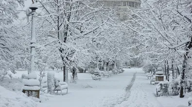 Сняг и минусови температури преди 1-ви май в Румъния