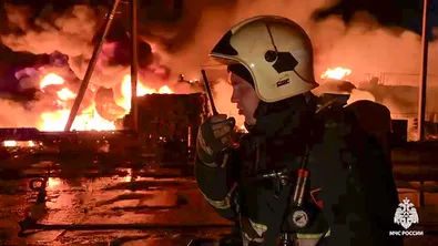 Украйна съобщи за удар по една от най-големите петролни рафинерии в Русия