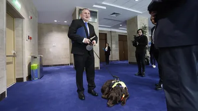 Незрящият депутат от ПБ Иван Янев: Влизам в парламента, за да променя живота на хората с увреждания