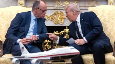 Тръмп призова Мерц да не се намесва в делата на Иран