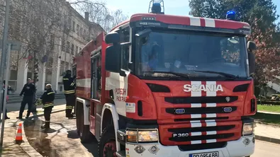 39 пожара за денонощие в страната