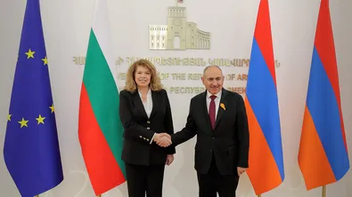 Декларация за стратегическо партньорство с Армения подписа президентът Илияна Йотова