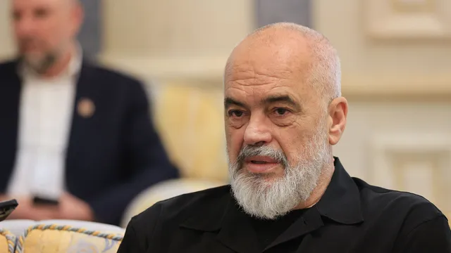 Еди Рама обяви 20-годишно споразумение със САЩ за втечнен газ