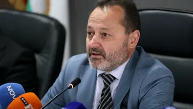 Министър Николай Найденов: Липсват 569 млн. лева, осигурени за свлачища