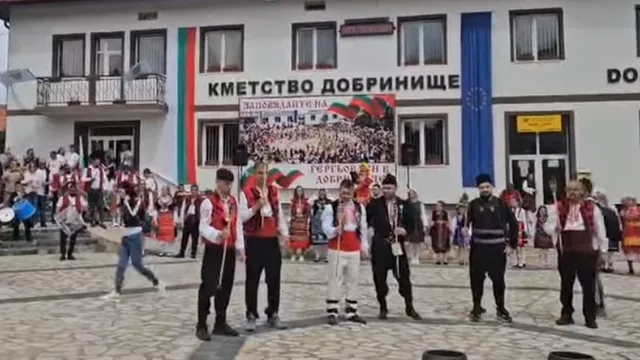 От изгрев до вечерта: Добринище пази живи традициите на Гергьовден
