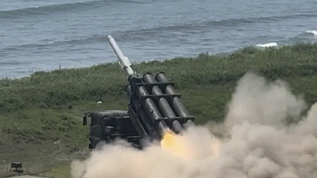 Япония тества ракети в съвместни учения с Филипините