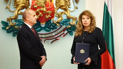 Румен Радев представи кабинета на президента Илияна Йотова