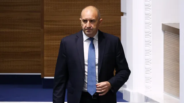 Румен Радев: Най-вероято ще изтеглим нов външен дълг