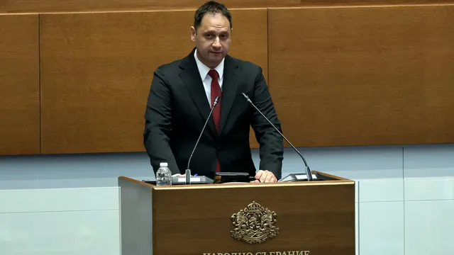Петър Витанов представи кандидатурата на Румен Радев за премиер: "Надежда за онеправданите"