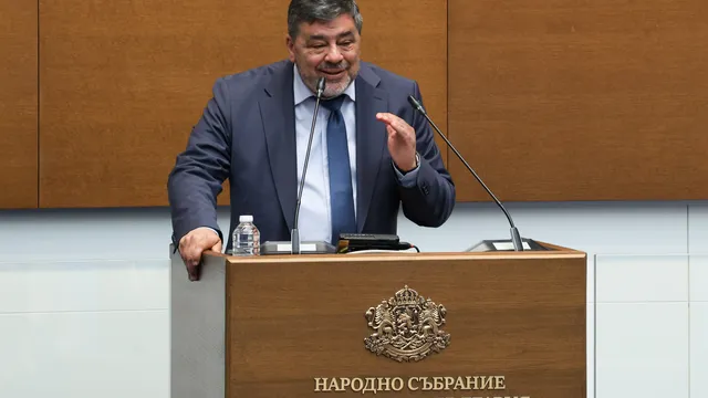 Велислав Величков - ПП към Румен Радев: От ИТН ли взехте домовата книга?