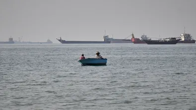 Иран: Ормузкият проток е "възможност, ценна колкото атомна бомба"