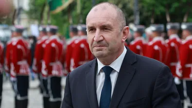 Румен Радев оставя Георги Кандев начело на МВР: Доказа качествата си