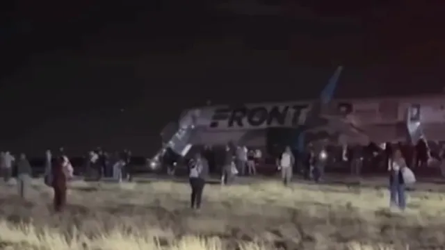 Има кадри как Airbus A321 засмуква човек на пистата (ВИДЕО)