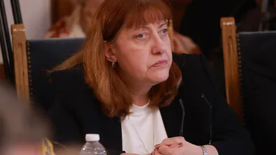 Румен Радев готви кадър на Илияна Йотова за шеф на ЦИК