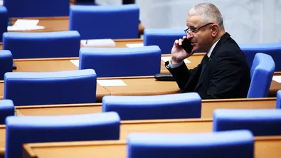 Как реагираха другите партии в парламента на законопроектите на ПБ
