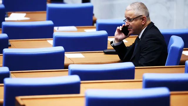 Как реагираха другите партии в парламента на законопроектите на ПБ