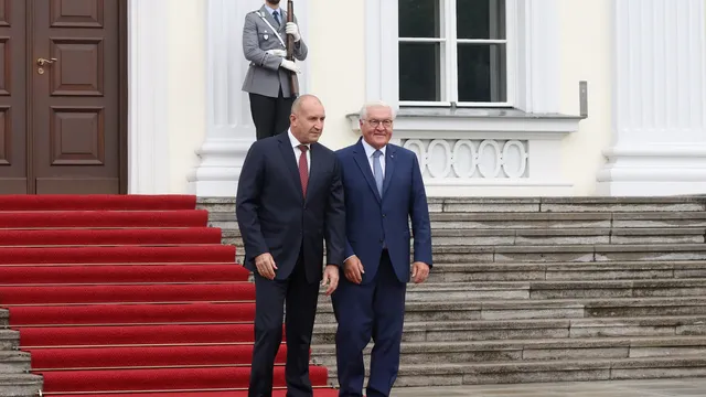 Първото посещение в чужбина на Радев като премиер ще бъде в Германия