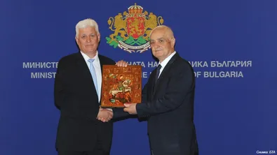 България подкрепи инициативата за защита на корабоплаването в Ормузкия проток