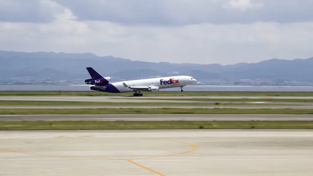 След „Райънеър“: И FedEx прекратява дейността си на летището в Солун
