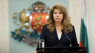 Илияна Йотова награди акад. Васил Сгурев за 90-годишнината му