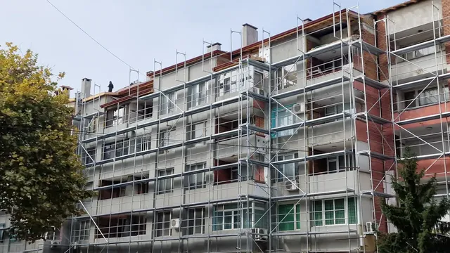 Новото „безплатно“ саниране идва и с нови асансьори за панелките