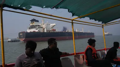 Ирак рязко намаля износа на петрол през Ормузкия проток